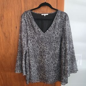 Violet & Claire Black and White Patterned Blouse